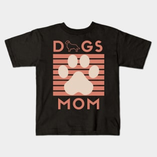 Dog MOM, Dog Mom Dad,for women and man Kids T-Shirt